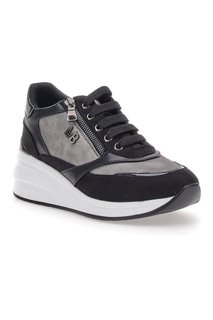 MARIANNA - Scarpa ortopedica con zeppa nera
