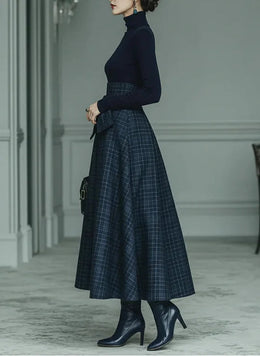 SOFIA - Completo blu con top elasticizzato e gonna a quadri