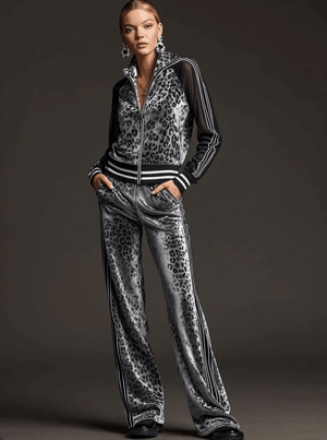CASAZZA - Completo grigio in velluto leopardato con righe retro
