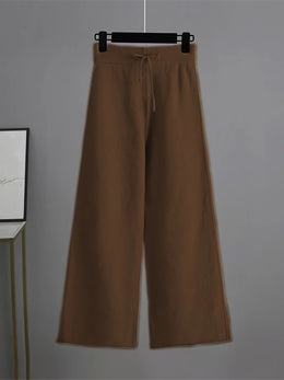 BEATRICE - Maglione Morbido in Nero, Rosa, Marrone o Beige