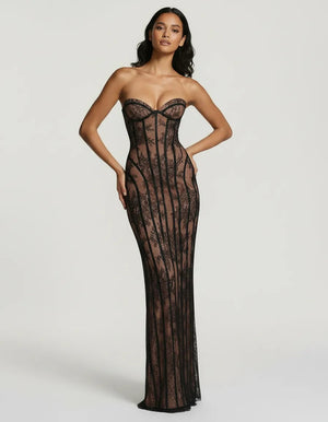 PATRIZIA - Abito in pizzo scolpito elegante