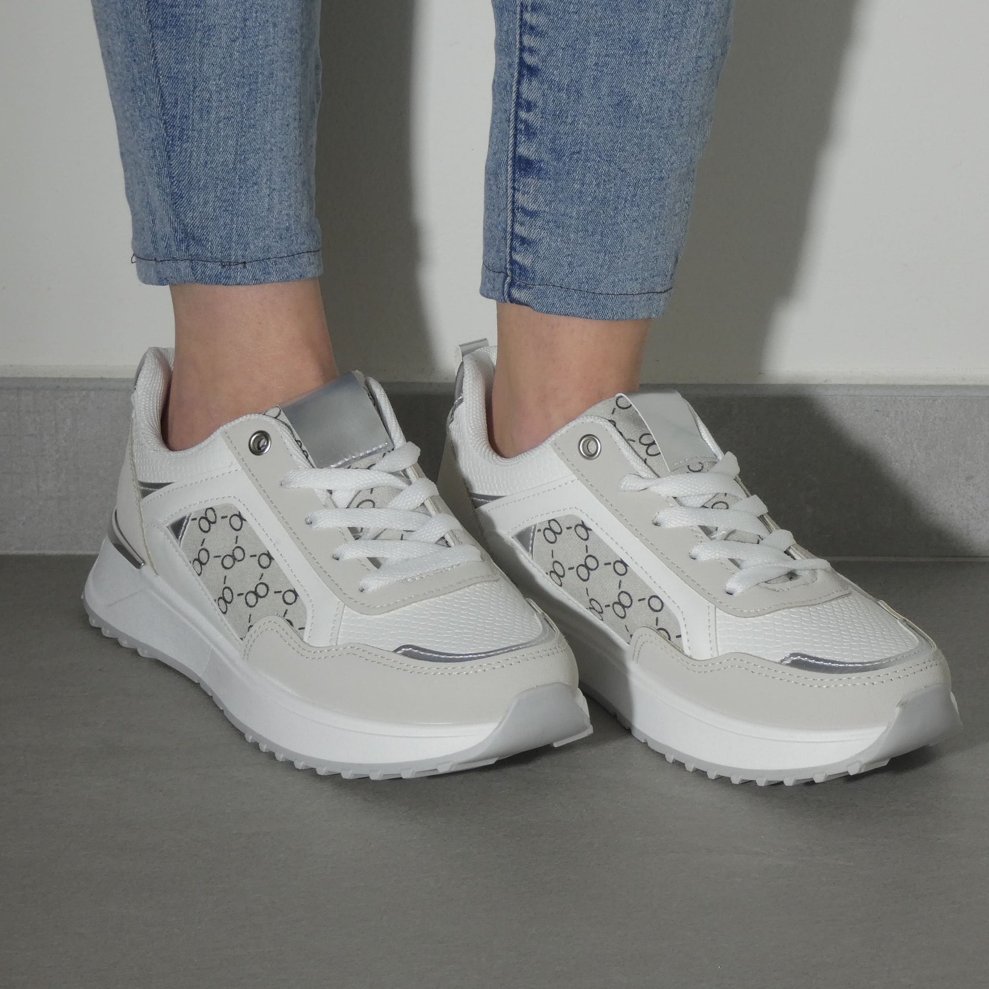 Lucilla - Sneakers
