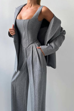 MARTINA - Completo tre pezzi grigio e rosa con blazer doppiopetto