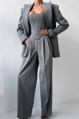 MARTINA - Completo tre pezzi grigio e rosa con blazer doppiopetto