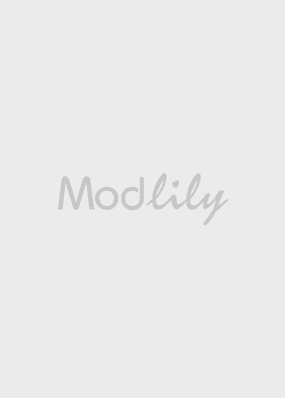 VILMA - Modello moda elegante dal design contemporaneo