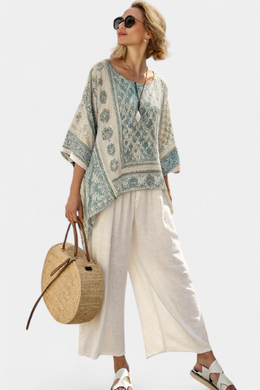 CHIARA - Completo multicolore con blusa stampata e pantaloni bianchi