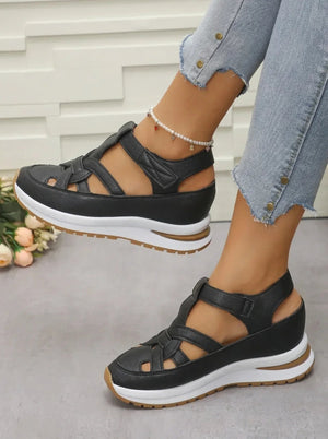 GIULIA - Sandali zeppa in gomma velcro bianco nero oro