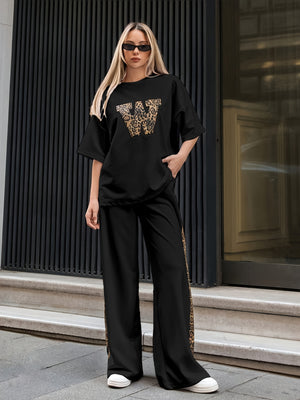 Set da 2 pezzi da donna per il weekend, comodo e casual, con stampa leopardata, lavabile a mano, t-shirt a maniche corte con pantaloni lunghi — foto 3