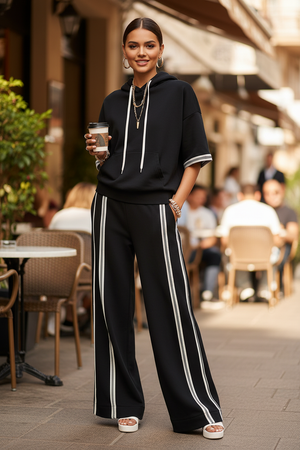 ANNARITA - Completo nero felpa con cappuccio e pantaloni palazzo a bande
